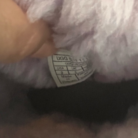 UGG stellar sequin lilac frost size girls 2 - Picture 3 of 6